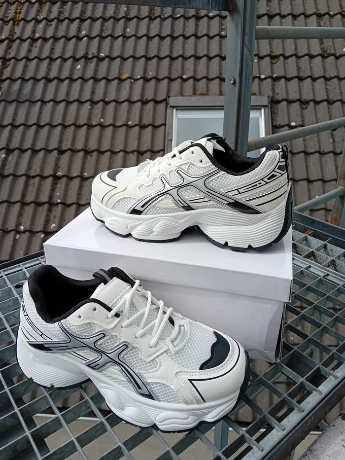 Basket femme woman sneakers 37 - photo numéro 2