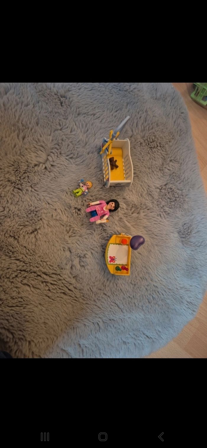 Chambre bébé playmbil 70531