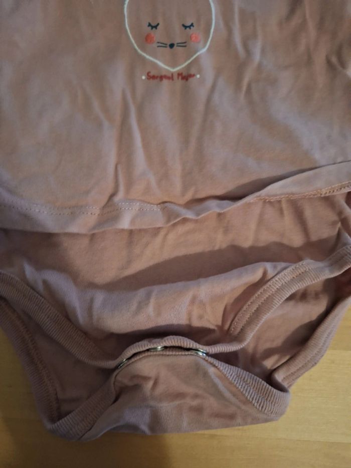 Bodies manches longues pour fille taille 12mois marque Sergent Major très bon état - photo numéro 4