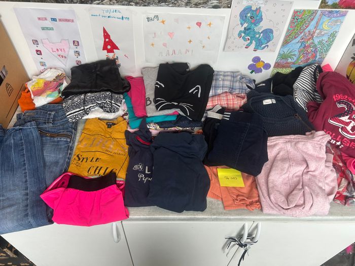 Lot 27 vêtements fille 14 ans complet pantalon robes chemise veste haut gilet pull