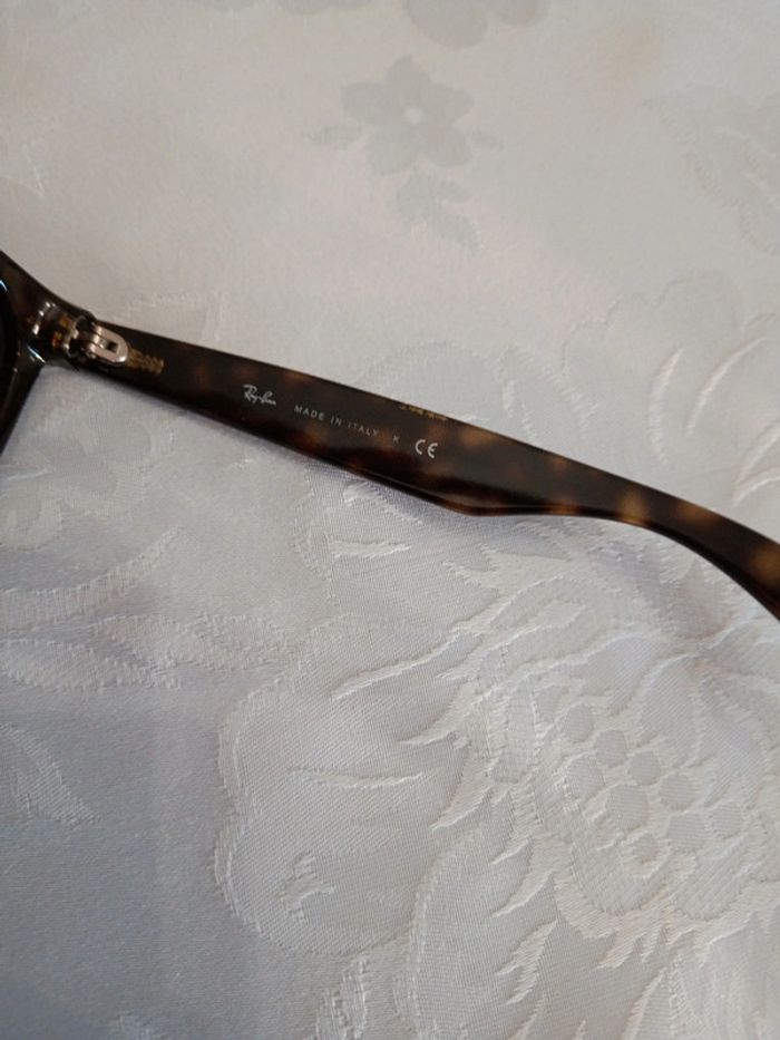 Lunettes de soleil Ray-Ban authentiques fabriquées en Italie - photo numéro 11