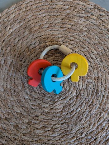 Hochet en bois comme neuf marque Verbaudet