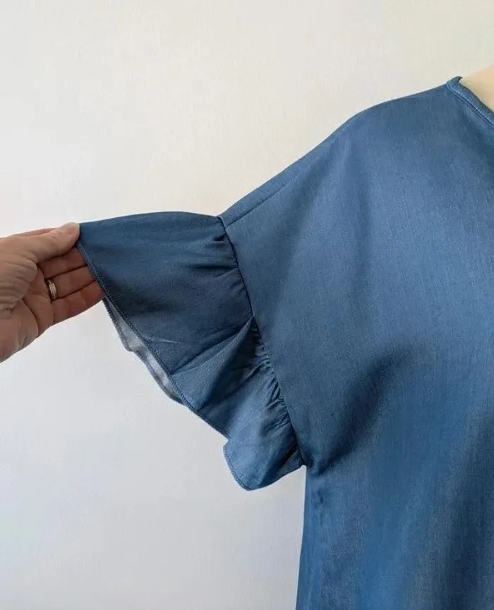 Blouse d'été manches courtes - taille 44/46 - photo numéro 2