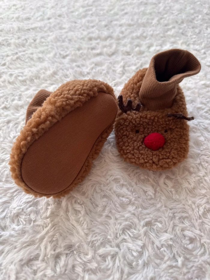 Lot de deux paires de chaussons 6 mois - photo numéro 5