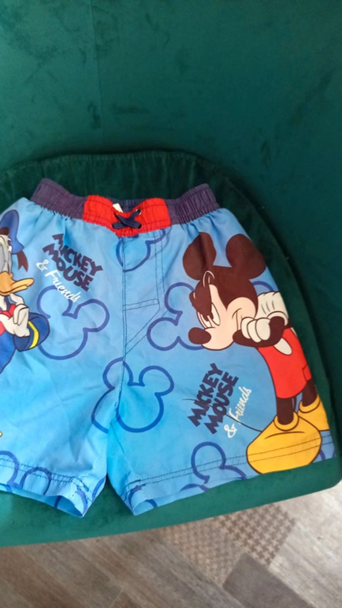Short de bain Disney 6 ans - photo numéro 2