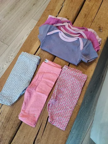 Lot Bodies et legging