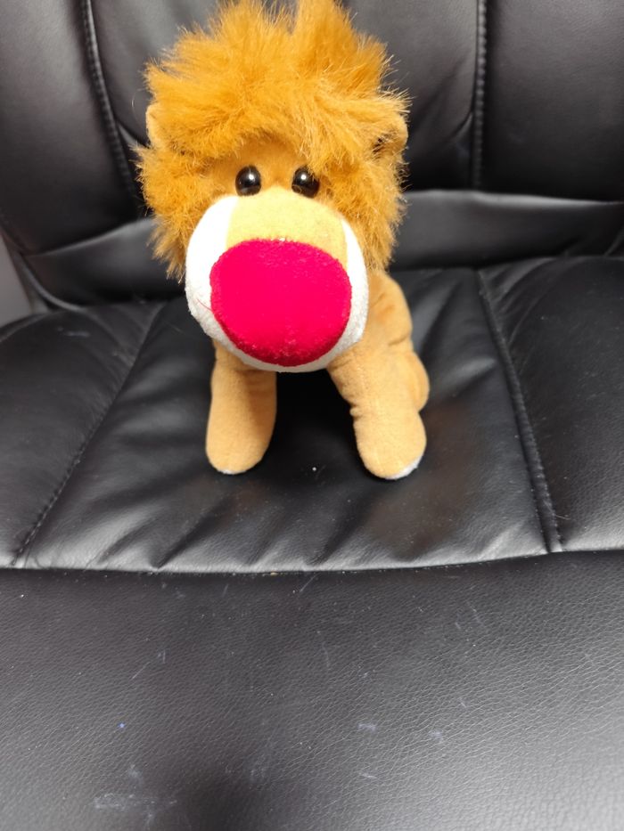 Peluche lion