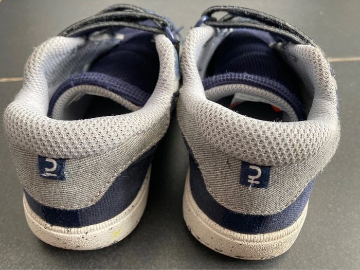 Basket Décathlon pointure 27 - photo numéro 2