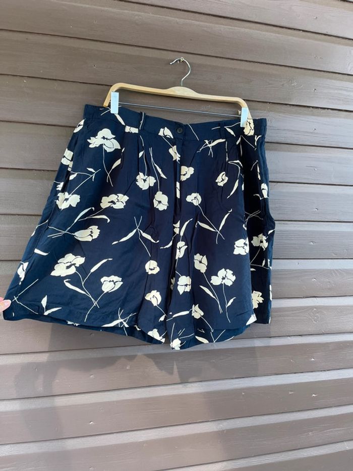 Short fleuri vintage - photo numéro 2