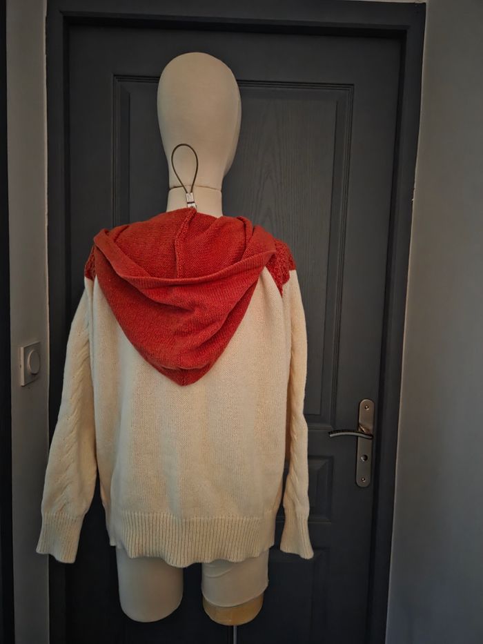 💸Soldes💸 Pull / sweat à capuche femme à col v  Disney Donald Duck ⚠️Article Neuf et NON TBE 🦆 - photo numéro 2