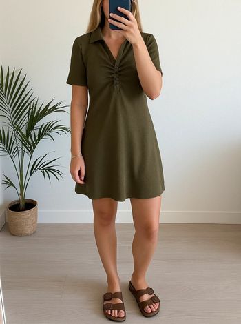 Robe kaki effet crêpé taille 36 Mango