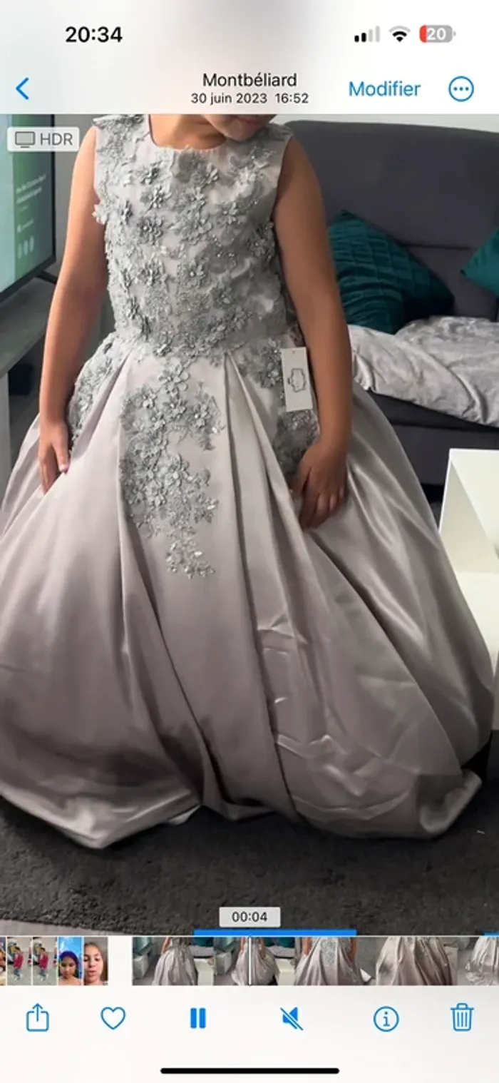 Robe de cérémonie pour fille - photo numéro 2
