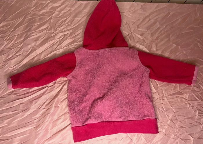 Gilet rose à capuche - photo numéro 3