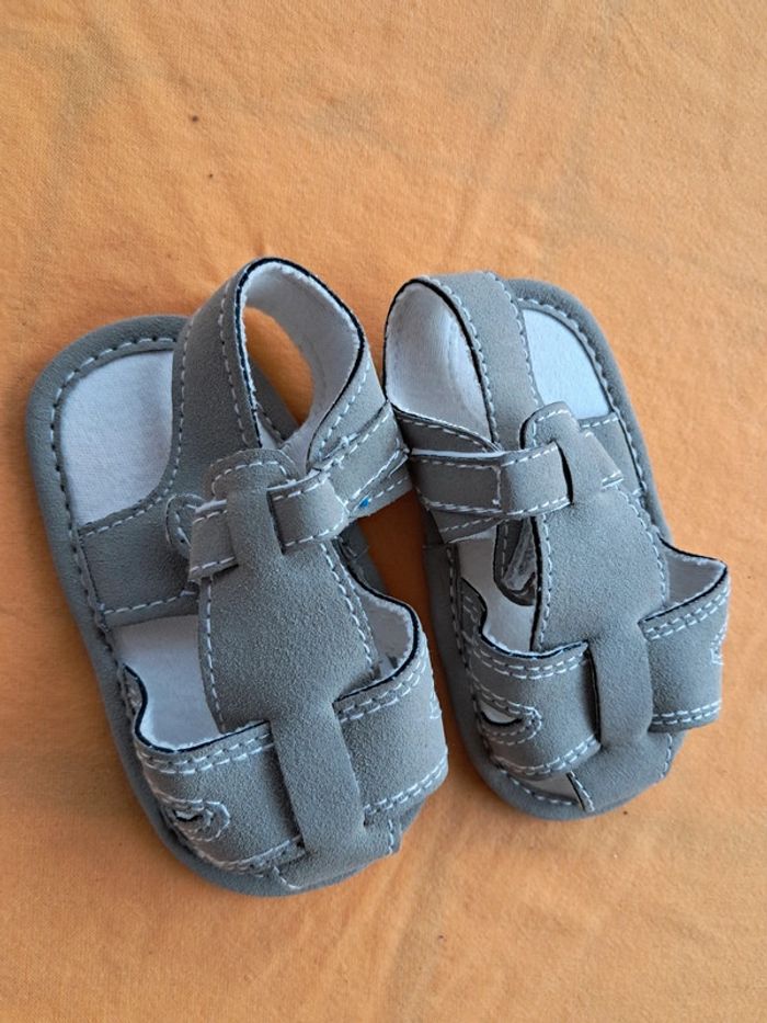 Sandales souples pti bisou bébé t18