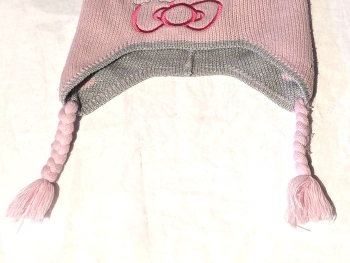 Bonnet Cache Oreilles Dessin Chat Ruban Ecriture Hello Kitty Tresses Pompon Accessoire Petits Enfant - photo numéro 4