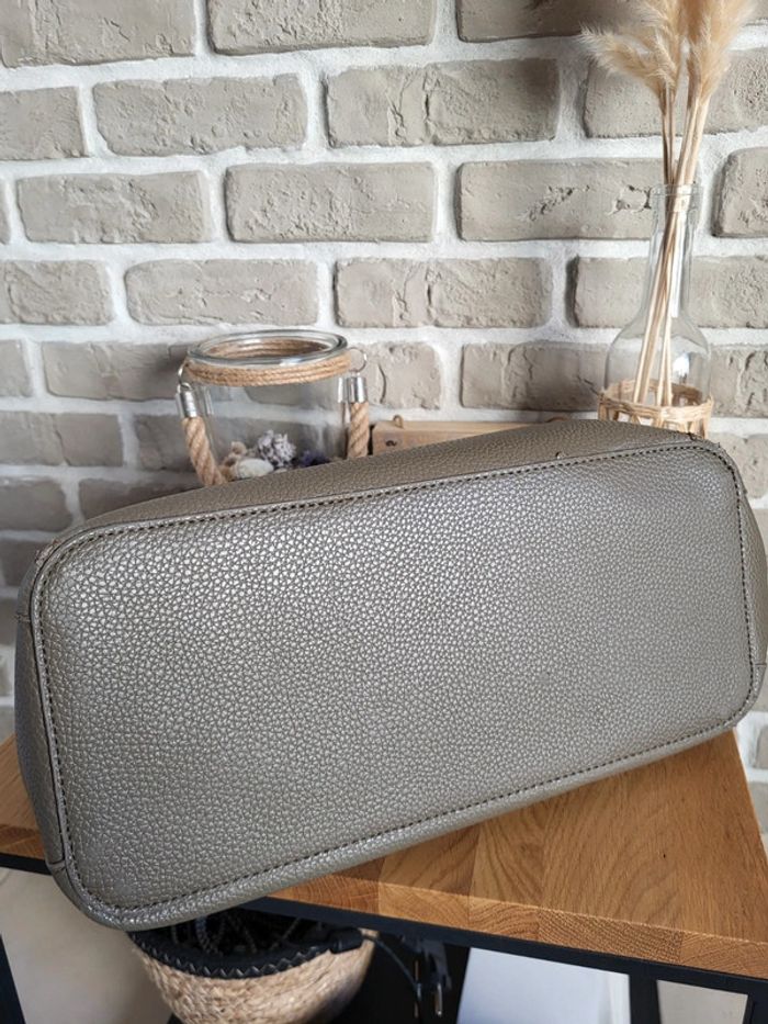 Grand sac cabas Valentino gris taupe Superman - photo numéro 10