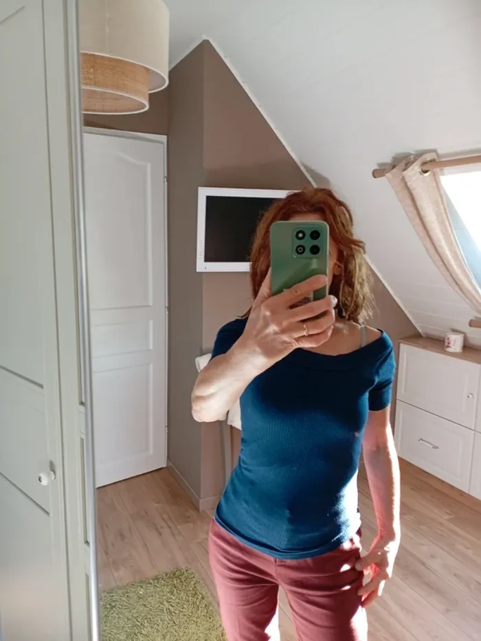 Top, haut, tee-shirt