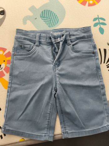Short 8 ans 
