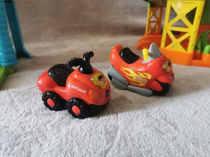 Tut tut bolide - photo numéro 2