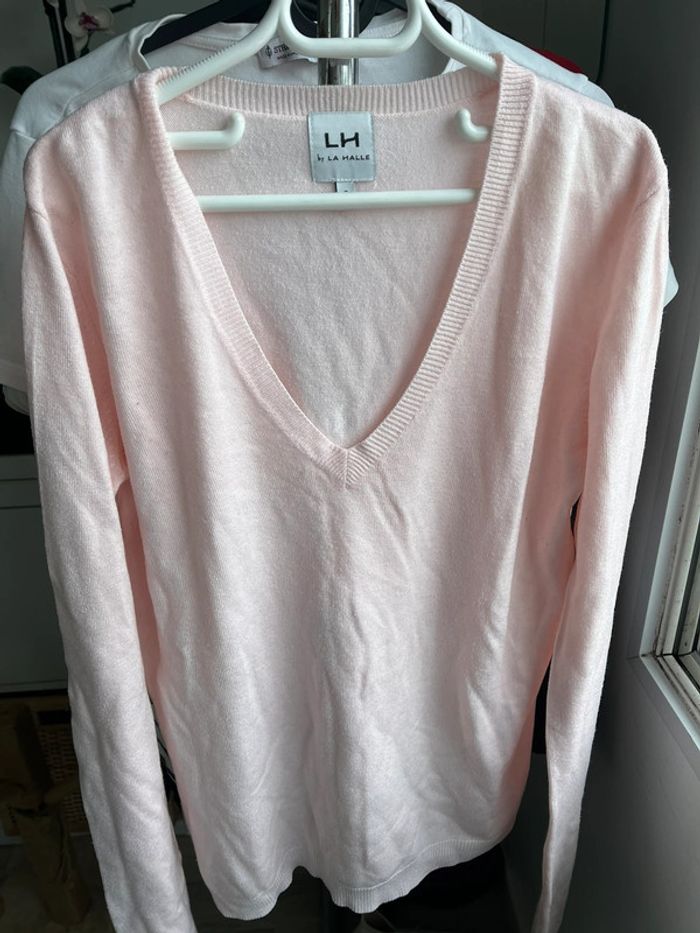 Pull col V rose pale