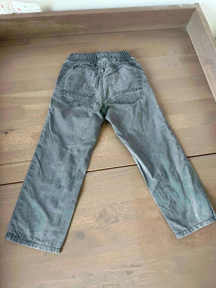 Pantalon léger Kiabi garçon, taille 3 ans - Très bon état - photo numéro 2