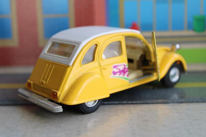 Welly Citroën 2 CV - photo numéro 5