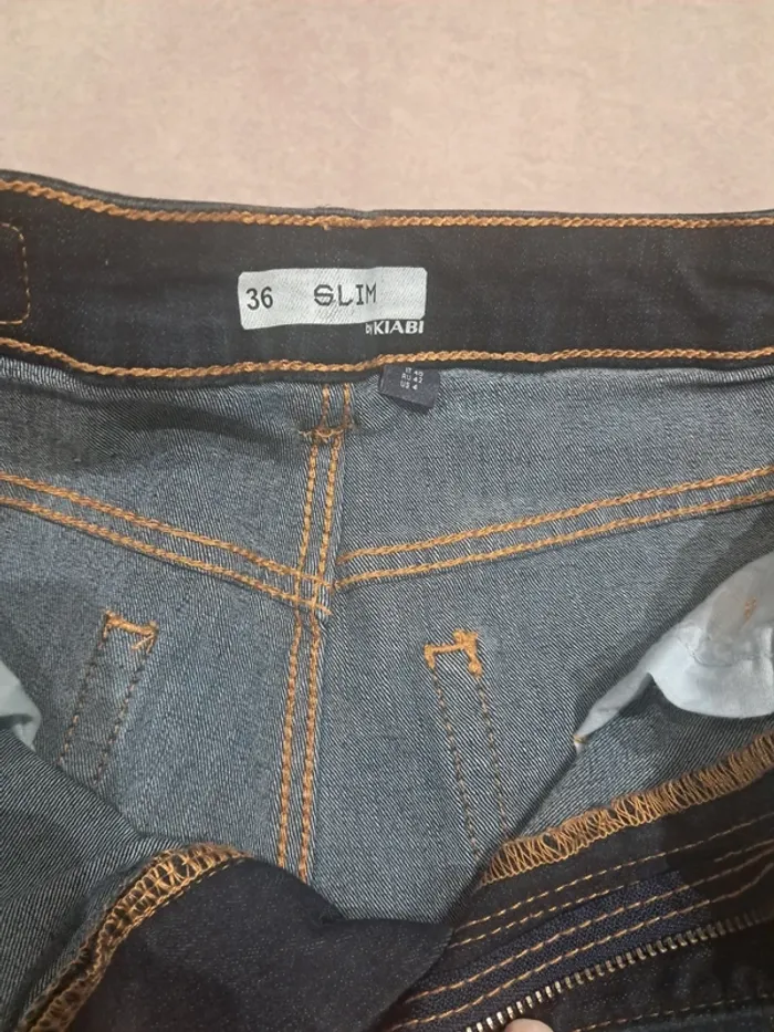 Short slim kiabi taille 36 neuf - photo numéro 3