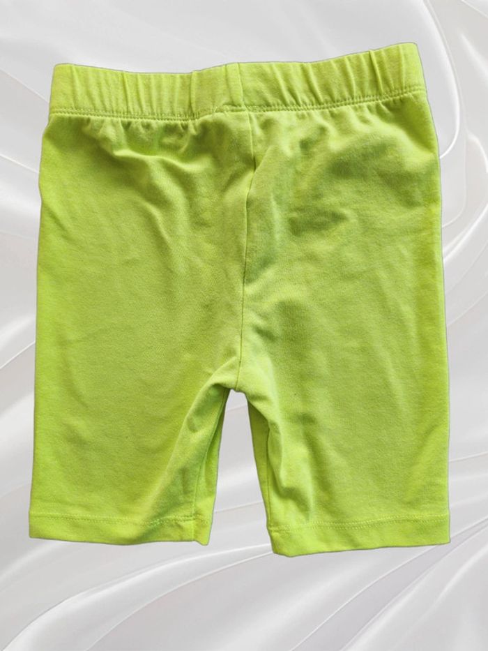 Short vert pomme fille 5 ans - photo numéro 2