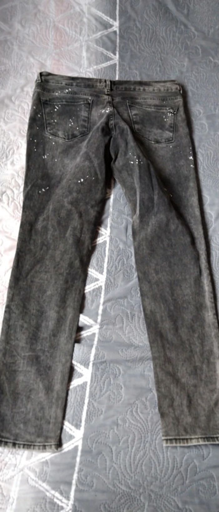 Pantalon skinny gris effet tâches blanches neuf femme 42/44 kiabi - photo numéro 10