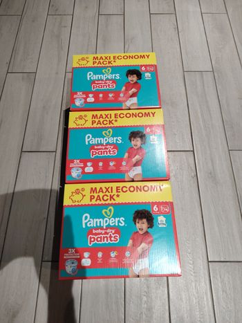 232 pants Pampers baby dry taille 6