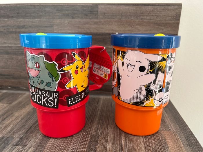 gobelet tasse avec paille en plastique Pokémon