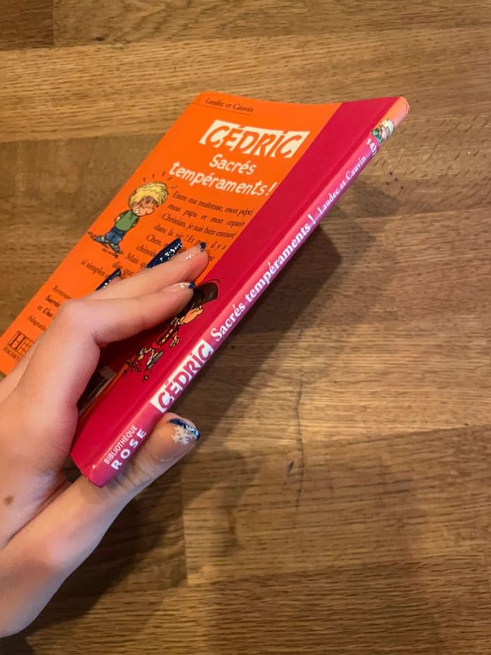 Livre La bibliothèque Rose Cédric Sacrés tempéraments ! - photo numéro 3