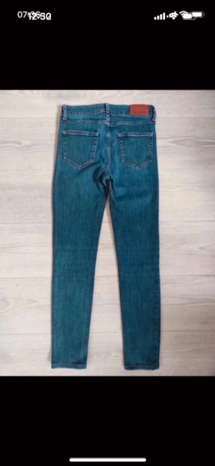 Jeans  Pablo taille 34 - photo numéro 2