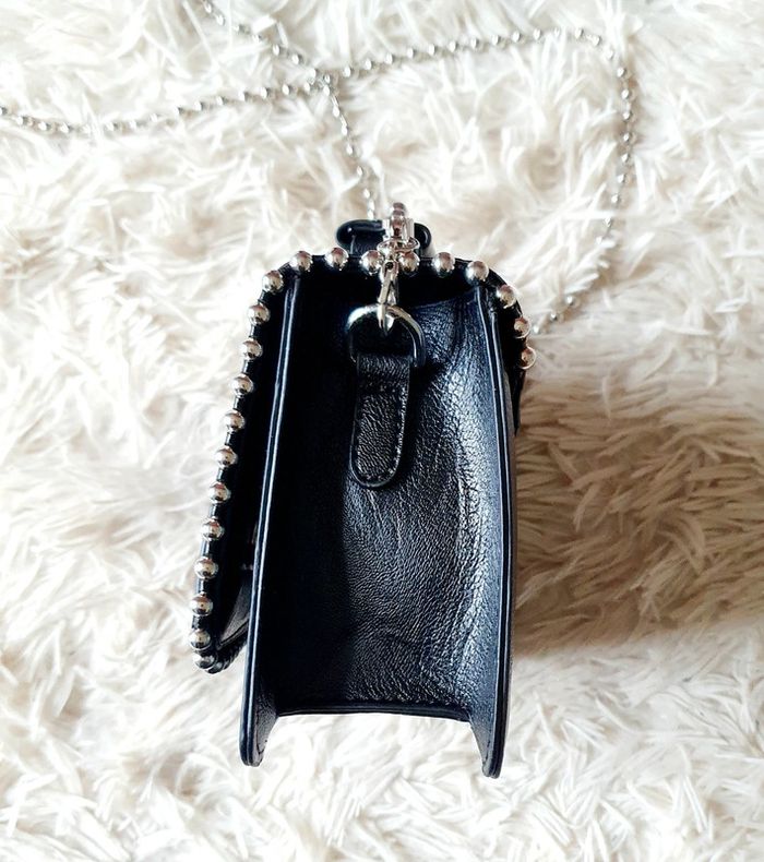 👜 Petit Sac à main pochette simili cuir noir clous boules argentées Jacqu'rock neuf bandoulière anse - photo numéro 7
