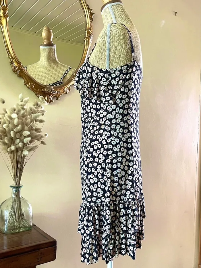 Robe à volant Motif Floral – Marine et Blanc – Neuf - photo numéro 4