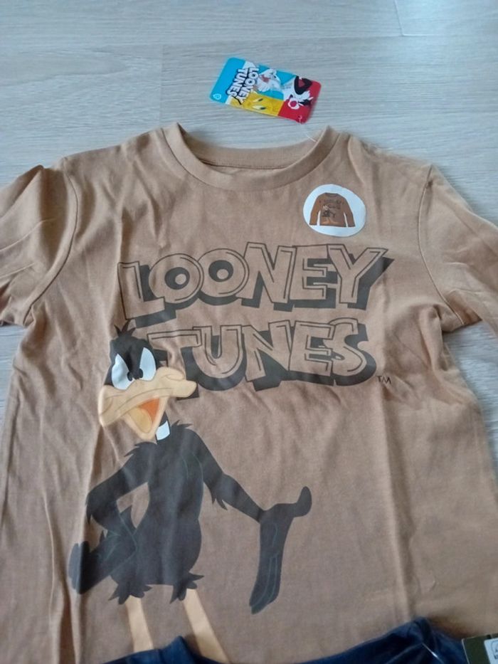 Lot tee shirts 5 ans - photo numéro 2