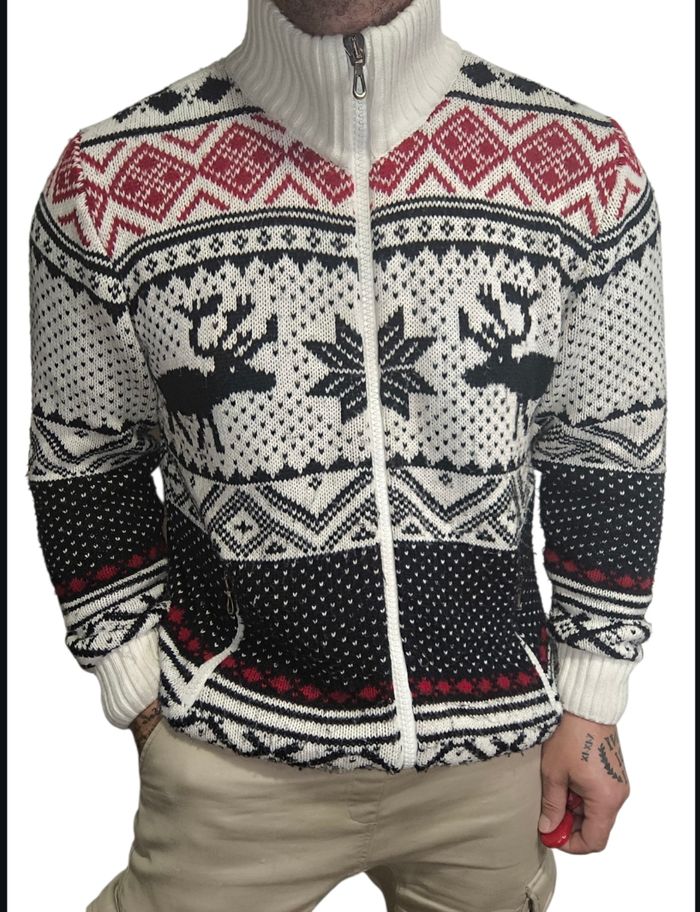 Veste zippée, flocon et renne, taille L, très bon état