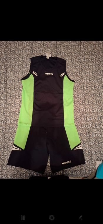 Ensemble short enfant