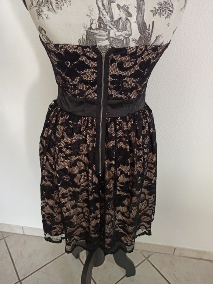 Robe Dentelle bustier T38 - photo numéro 2