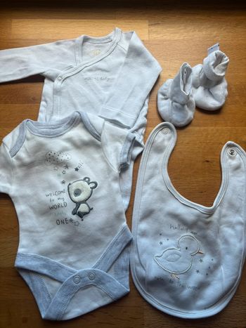 Ensemble naissance Primark garçon