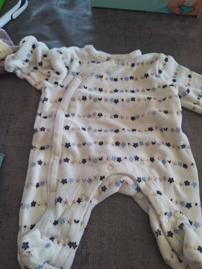 Vends 10 pyjama garçon bébé naissance - photo numéro 10