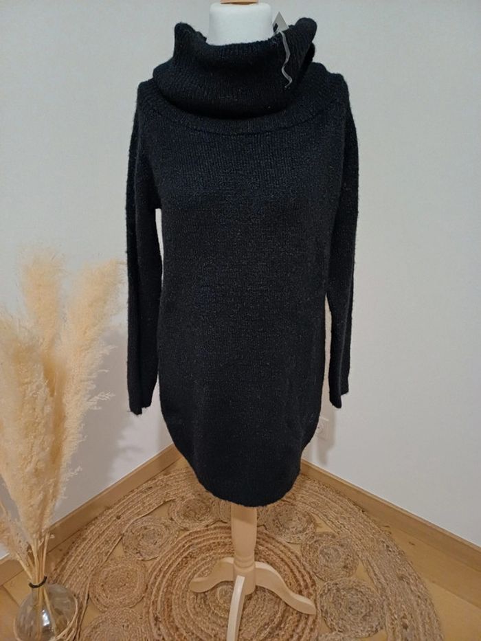 Robe noire chaude à col roulé neuve Flamant Rose taille M/L 38/40 - photo numéro 2