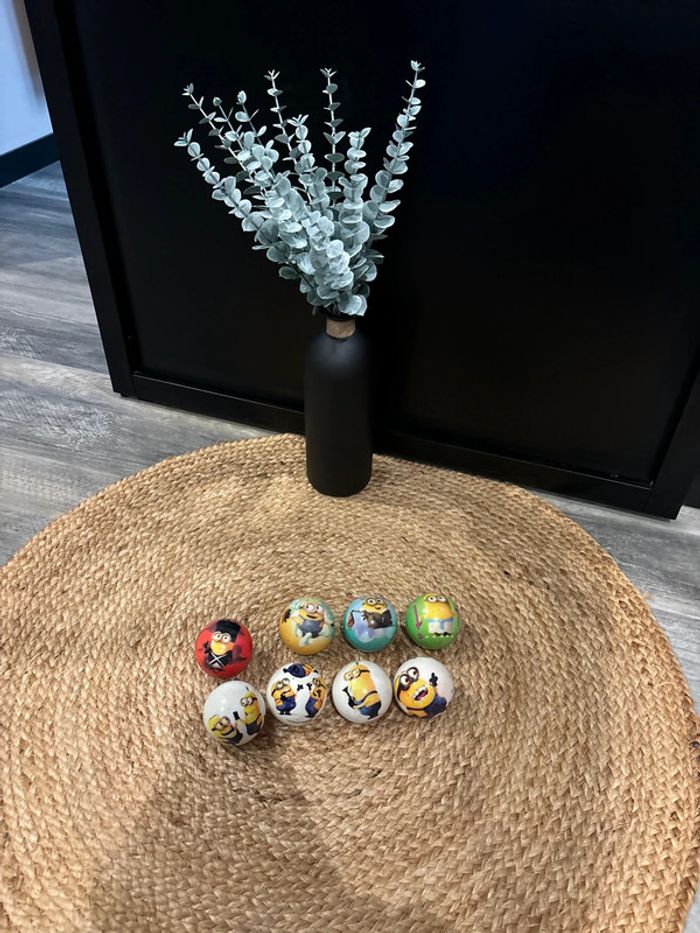Lot de 8 balles les minions