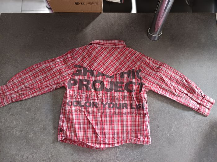 Chemise à carreaux 4 ans - photo numéro 4