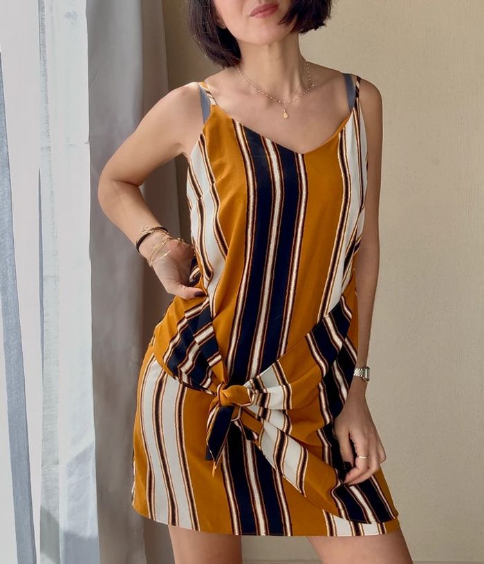 Robe Moutarde rayée River Island taille 36 - parfait état