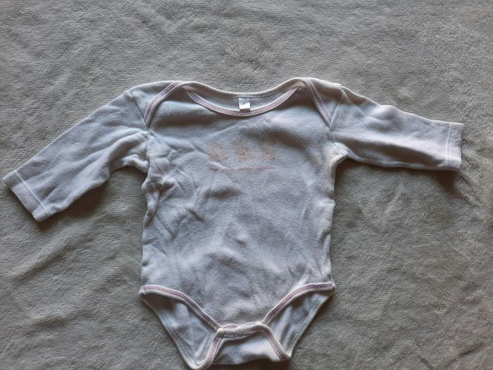 Lots body fille 6 mois - photo numéro 4