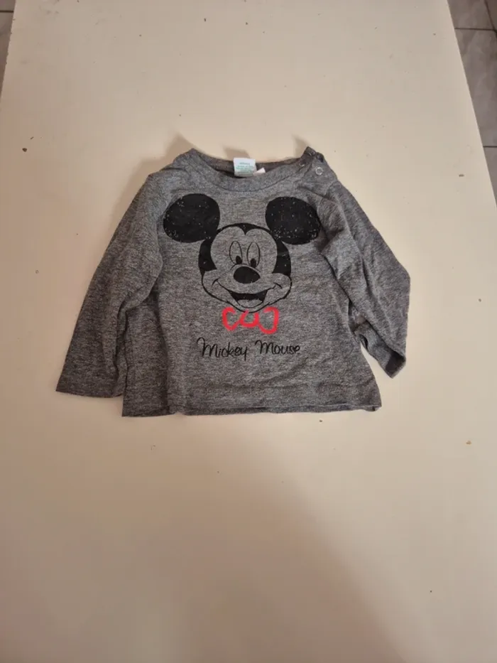 T-shirt à manches longues mickey 6 mois
