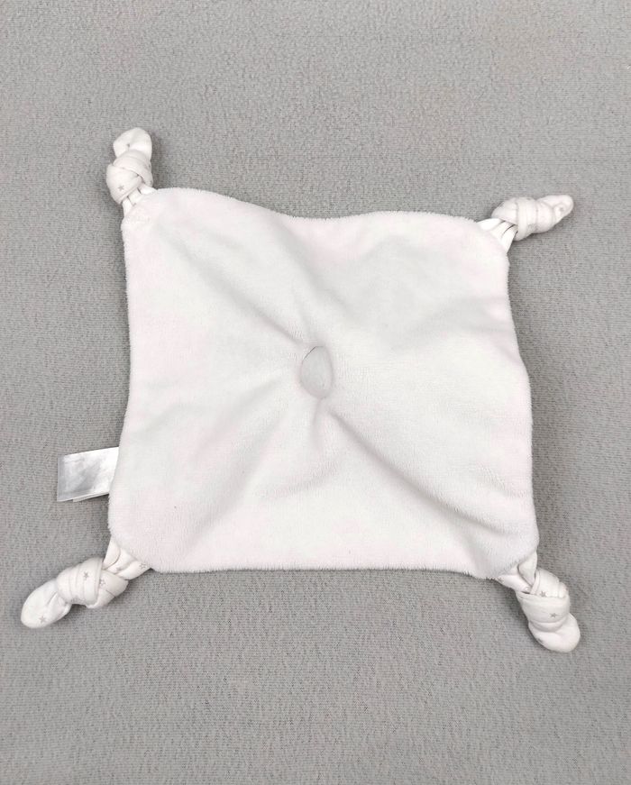 Doudou plat lapin blanc ABSORBA tissu étoiles grises bisou calin lire défaut SVP - photo numéro 3