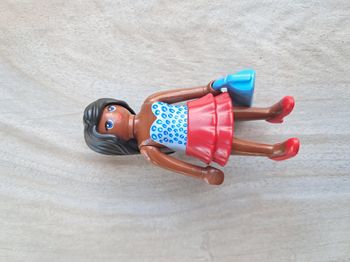 Playmobil fille avec sac à main