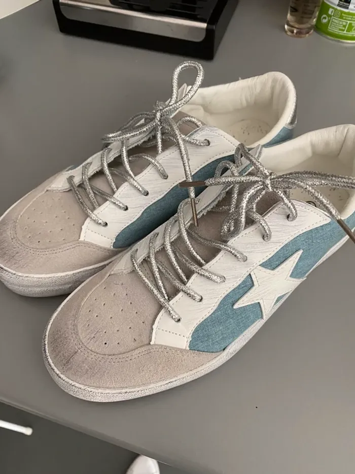 Baskets bleues etoile